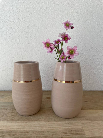 Vase rosa mit Gold