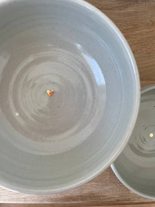 Schale nilgrün mit Herz
